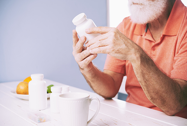 Suplementação com selênio e coenzima Q10 em idosos com deficiência de selênio efeitos positivos nos hormônios tireoideanos, na qualidade de vida e na mortalidade cardiovascular